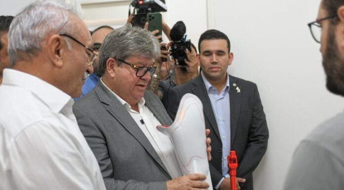 João Azevêdo inaugura primeira Oficina Ortopédica da Paraíba para confecção de órteses e próteses com tecnologia de ponta