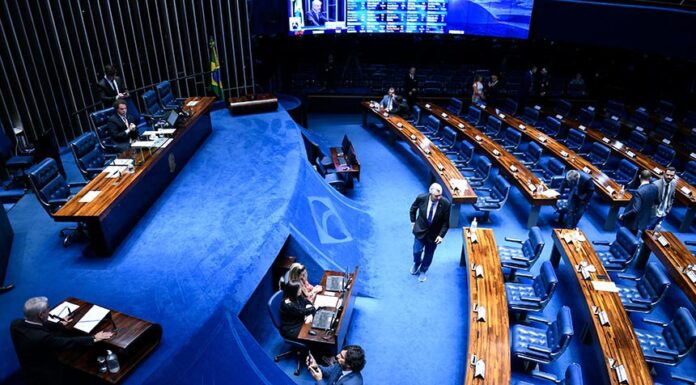 Descumprir medida protetiva para criança ou adolescente pode ter pena aumentada