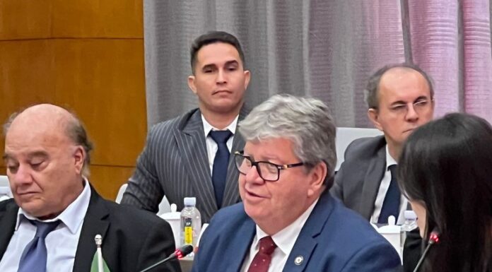 João Azevêdo consolida parcerias com Universidade de Xangai Jiao Tong para construção do radiotelescópio Bingo e intercâmbios
