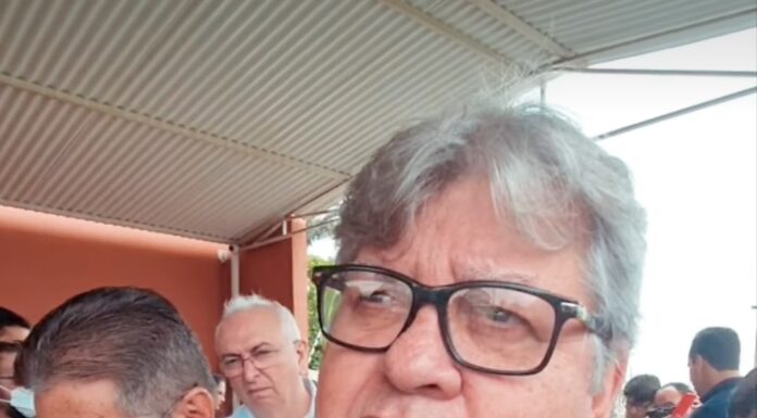 Governador promete estudar aumento no Abono Natalino do Bolsa Família