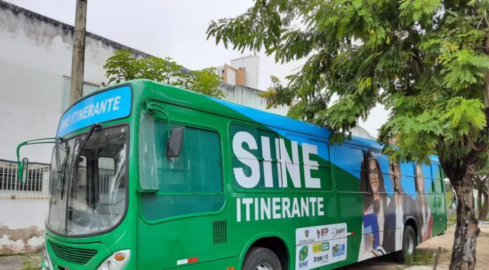 Semana de inauguração do Sine Itinerante registra 230 oportunidades de emprego em CG
