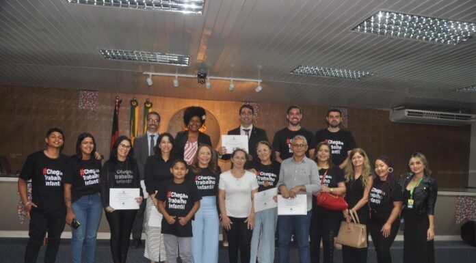INFORME PUBLICITÁRIO – A Câmara Municipal de Campina Grande realizou nesta quarta-feira (12) uma sessão especial em alusão ao dia Mundial contra o Trabalho Infantil.