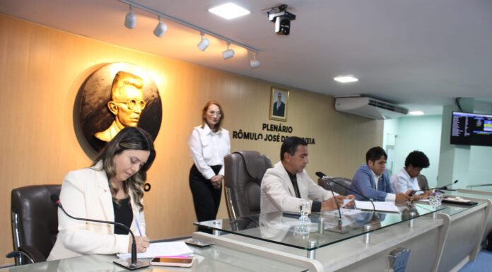Projeto de autoria do Poder Executivo é aprovado pela CMCG e garante apoio financeiro a Treze e Campinense