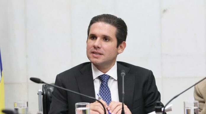 Motta: não há compromisso de aprovar alternativa à elevação do IOF