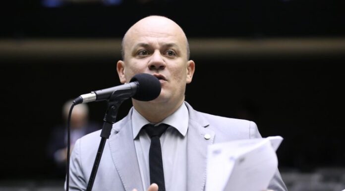 Projeto torna crime o assédio moral praticado no meio militar