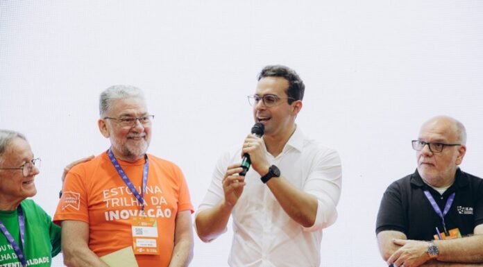 Lucas Ribeiro mostra resultados do Empreender PB durante palestra e celebra primeiro evento do Centro de Convenções de CG