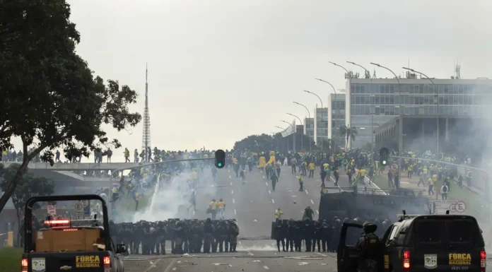 STF responsabilizou 1.190 pessoas por atos antidemocráticos de 2023