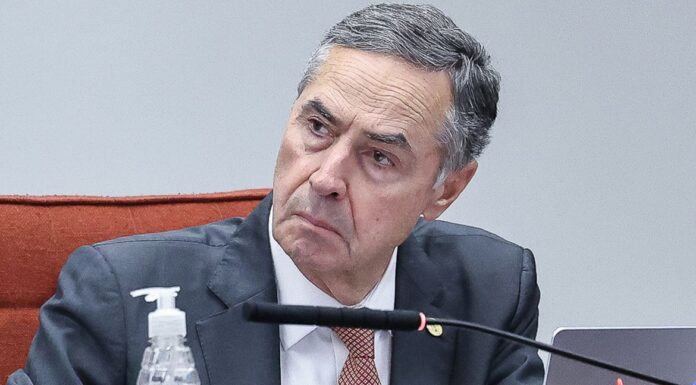 Barroso anuncia que vai deixar cargo de ministro do STF