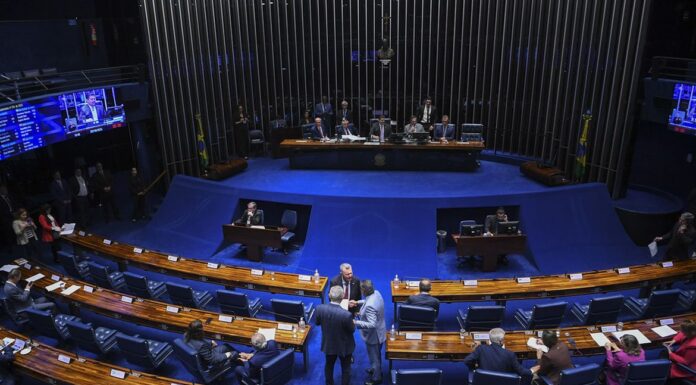 Congresso aprova isenção do IR por tempo indeterminado