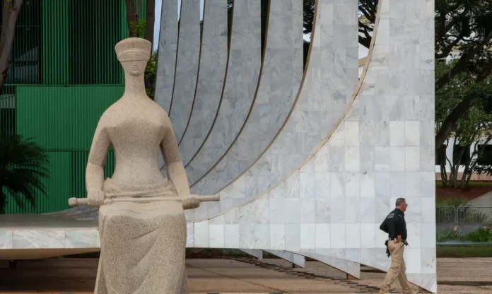 11042023-pzzb9237 (1)