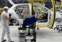 CCJ do Senado aprova fim da escala 6×1 e prevê jornada de 36h semanais