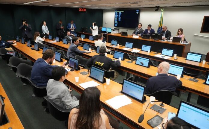 img20251028165912459-768x473