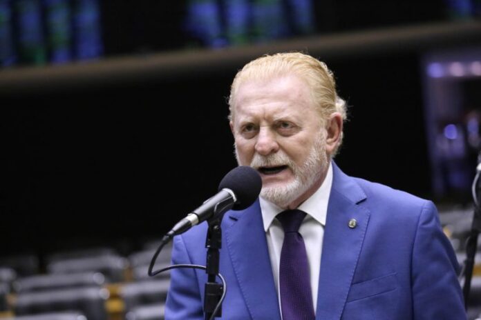 img20251125180350491-768x512