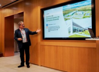 João Azevêdo apresenta potencial da Paraíba durante missão internacional em Barcelona