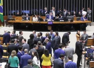 Câmara aprova projeto de lei que cria lista suja do racismo no esporte