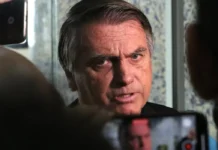 Defesa diz que Bolsonaro não tinha conhecimento sobre vídeo de Eduardo