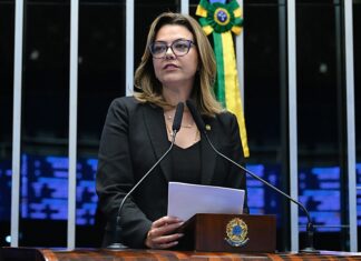 Leila celebra cinco anos da criminalização do stalking, mas pede avanços