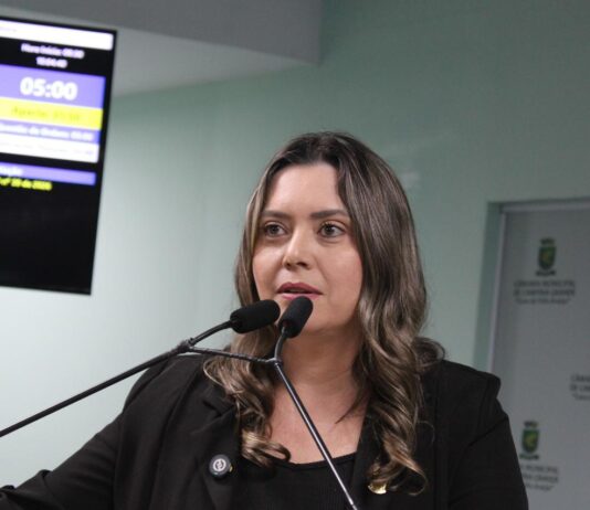 Mais quatro projetos da vereadora Waléria Assunção são aprovados por unanimidade na Câmara de Campina