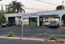 Moraes nega pedido para Javier Milei visitar Bolsonaro em casa