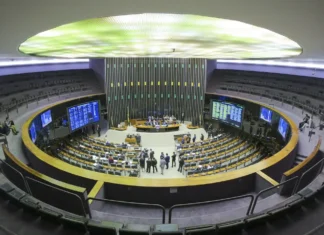 Câmara diz ao STF que não há irregularidades em indicações de emendas