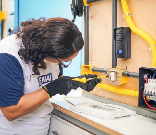 Seduc abre 20 vagas gratuitas para curso de Eletricidade Básica
