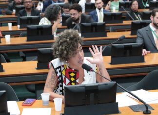 Projeto cria programa nacional de apoio à amamentação em emergências