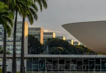 Dino propõe ampliar responsabilização de parlamentares por emendas