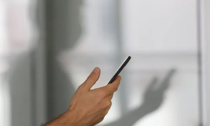 uso_de_smartphone_e_celular050720211238