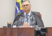 Dino determina afastamento do presidente do TCE do Maranhão