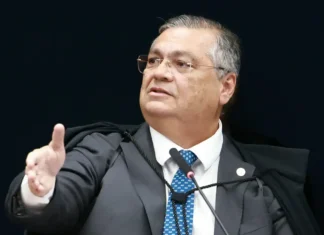 Dino anula emendas indicadas por dirigentes partidários sem mandato