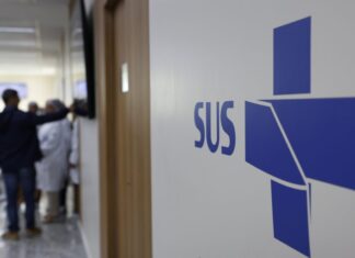 Projeto garante remédios para síndrome rara no SUS e em planos de saúde