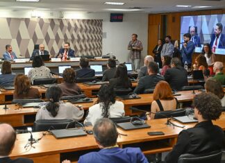 Ministros e especialistas apoiam fiscalização de políticas sociais do governo