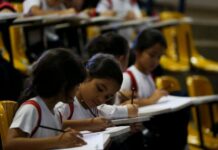 Projeto prevê oferta de coletores menstruais em programa de dignidade menstrual