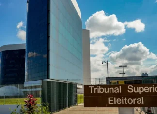 Senado: 32 senadores tentam reeleição