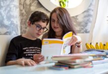 Projeto permite dedução integral do Imposto de Renda de gastos com educação de autistas