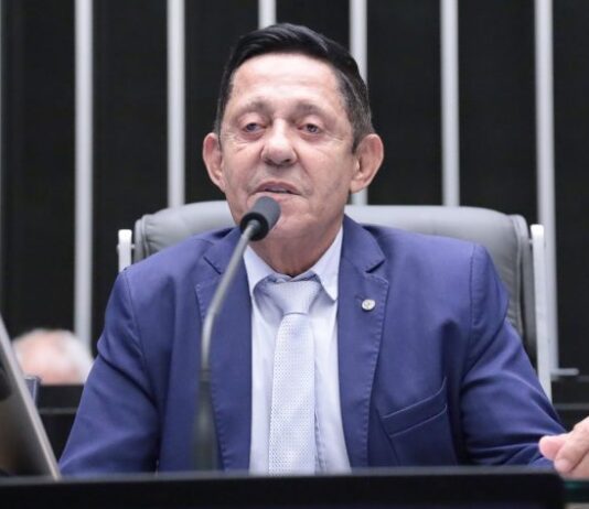 Projeto cria recuperação judicial simplificada para pequenas dívidas