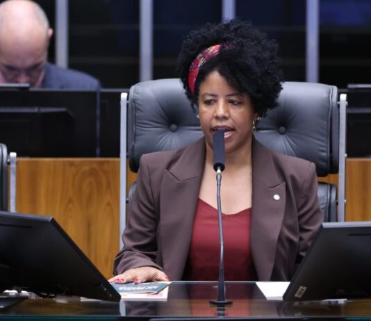 Deputadas afirmam que bancada feminina seguirá atuando acima das diferenças partidárias